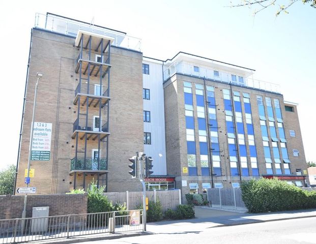 2 bedroom flat to rent - Photo 1