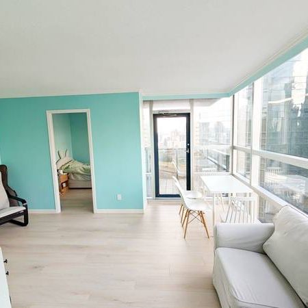 Furnished 2 Bedroom apartment in Downtown Vancouver - Photo 1