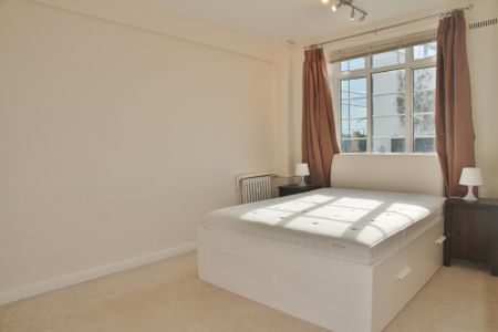 Latymer Court, Hammesrsmith Road, Hammmersmith, London, W6 - Photo 5