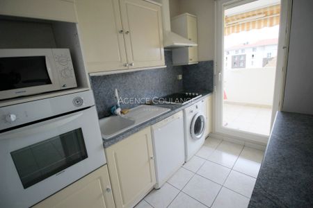 Location Appartement 2 pièces 49m² LA CIOTAT 13600 - Photo 4