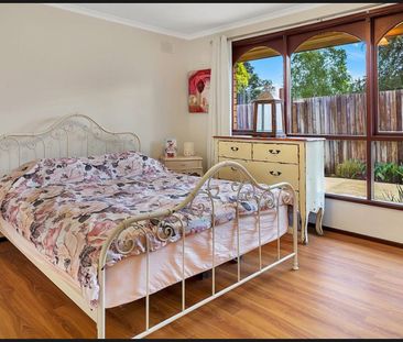 Cranbourne - Photo 5