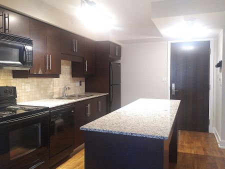 For Lease - 20 Blue Jays Way Unit# 2011, Toronto, Ontario - Photo 5