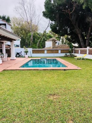 Alquiler de casa o chalet independiente en Avenida Vistamar, 14 b - Foto 1