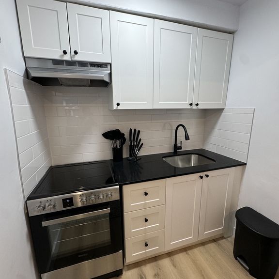 Studio Meublé – Ellendale Ave - Photo 1