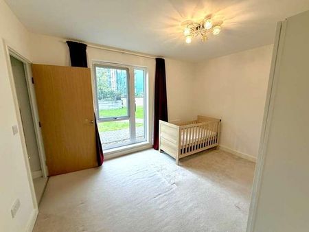 Globe Court, London, NW9 - Photo 3