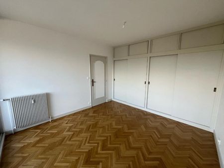 A LOUER - APPARTEMENT T3 - ROANNE CENTRE VILLE - Photo 3