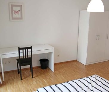 Zimmer in der Schellerdamm a - Photo 1