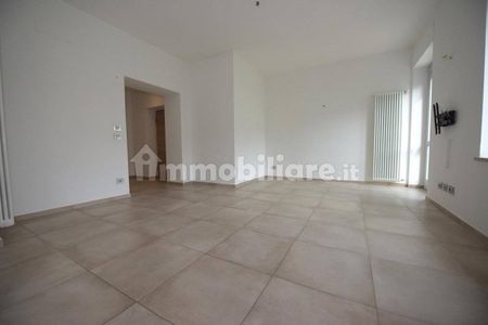 Quadrilocale piazza San Paolo, Centro, Alba - Photo 2