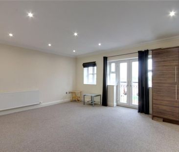 2 bedroom property to rent - Photo 2