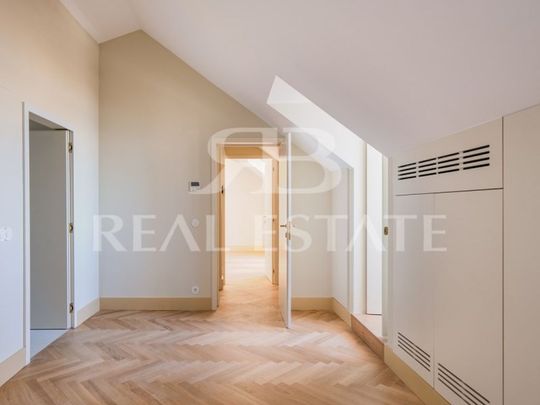 3 room luxury Flat for rent in Centro (Sao Vicente de Fora), Lisbon - Photo 1