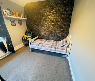 2 bedroom semi-detached house to rent - Photo 6