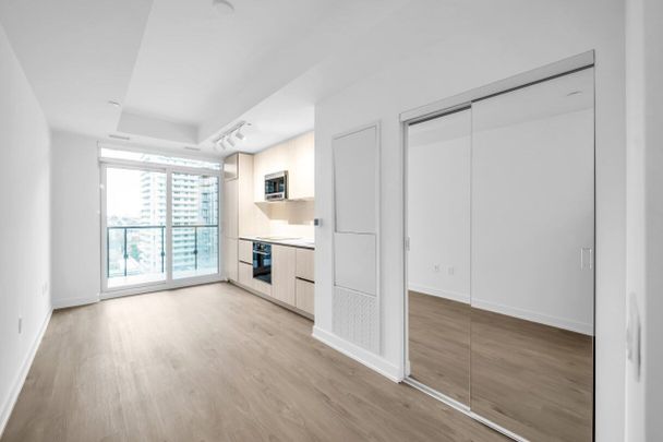 For Lease - 120 Broadway Avenue, Toronto, Ontario - Photo 1