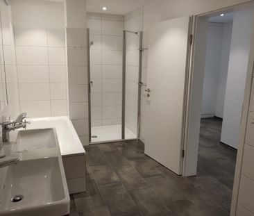 4.5-Zimmer-Dachwohnung mit Alpenblick in Aristau - Foto 3