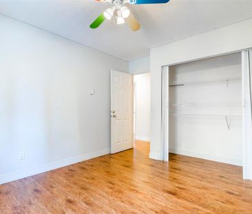 Charming Whole House - East Newton - Photo 4