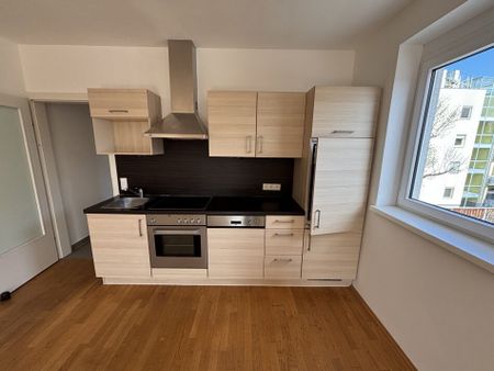 Stilvolle 2-Zimmer-Wohnung in Graz: Balkon, Stadtblick, ideal zum Mieten! - Photo 5