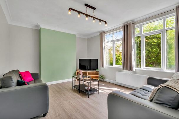 5 bedroom house to rent - Photo 1