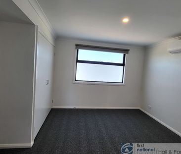 13 Reid Court, Dandenong North - Photo 1