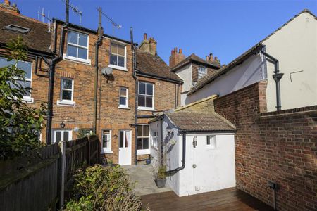 2 bedroom terraced house to rent - Photo 3