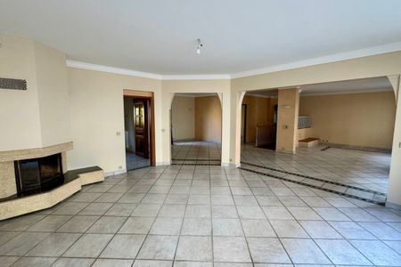 Maison de ville Aix En Provence 202 m2 - Photo 2