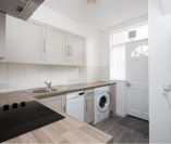 3 bed Terraced - To Let - Photo 3