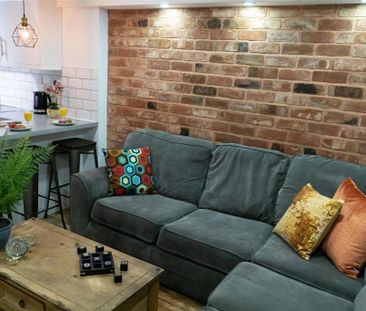 1 bedroom in a house share to rent - Photo 4