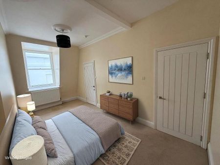 3 Bedroom Flat To Rent - Photo 4