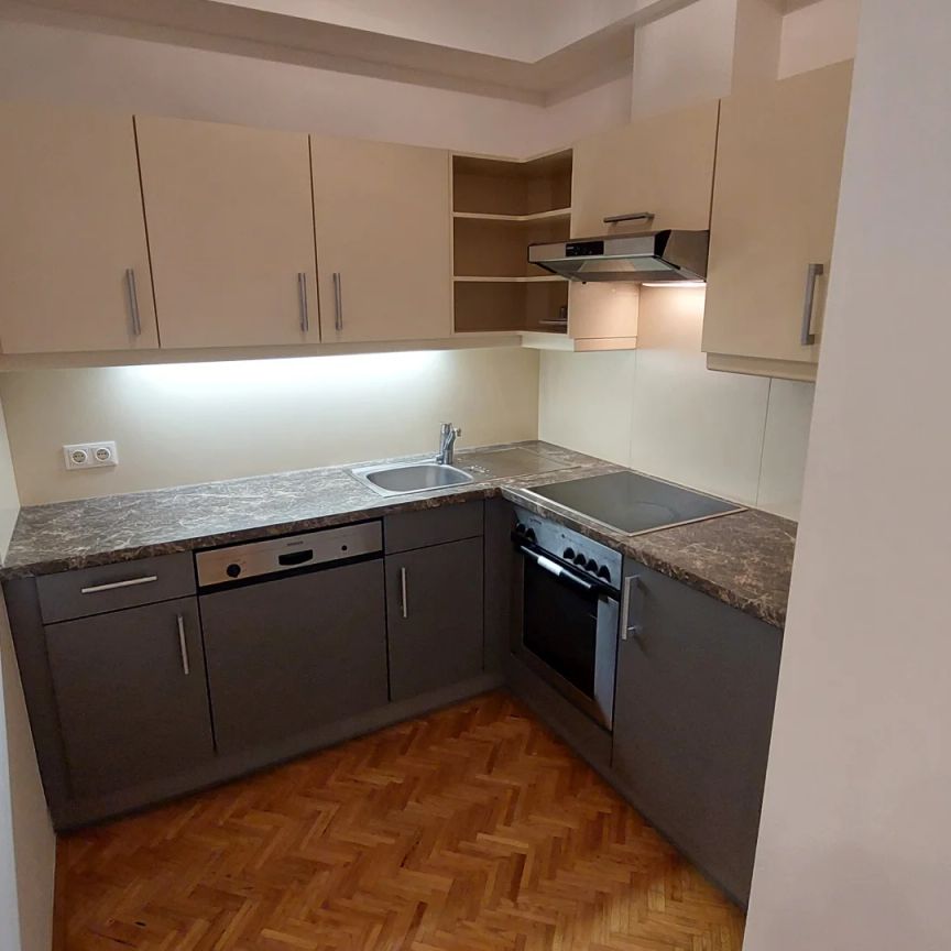 UNBFRISTET: Urbane Zweizimmer-Wohnung Radetzkystraße 4w7 - Photo 1