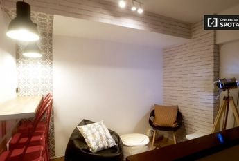 barcelona, Catalonia 08005