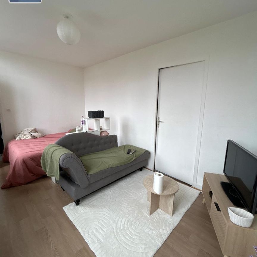 Location Appartement 1 pièce 25m² BEAUVAIS 60000 - Photo 1