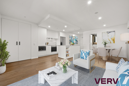 IN THE HEART OF THE CITY - Photo 3