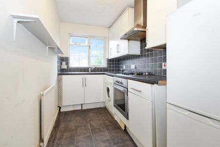 1 bedroom maisonette to rent - Photo 3