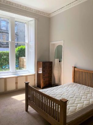 3 bedroom flat to rent - Photo 1