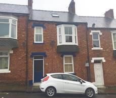 7 bedroom private hall to rent - Photo 1
