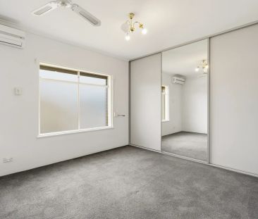 Modern & Spacious 2-Bedroom Unit in a Highly Convenient Location - Photo 2