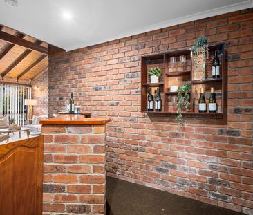 8 Plateau Drive, Springwood QLD 4127 - House For Rent | Domain - Photo 6