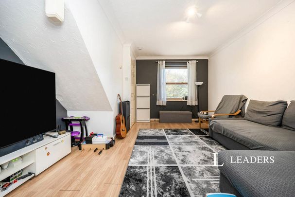 2 bedroom semi-detached house to rent - Photo 1