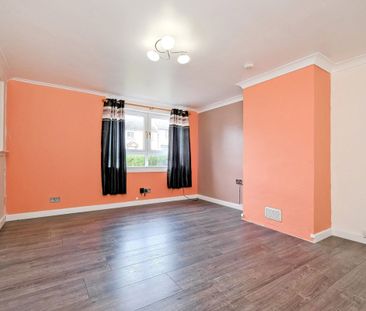 2 Bed Flat, Northfield, AB16 - Photo 2