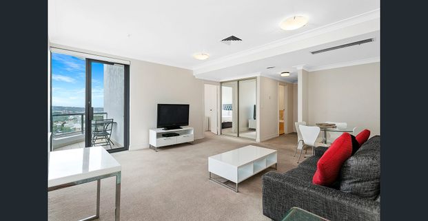 Modern Kitchen One Bedroom Apartment - Photo 1