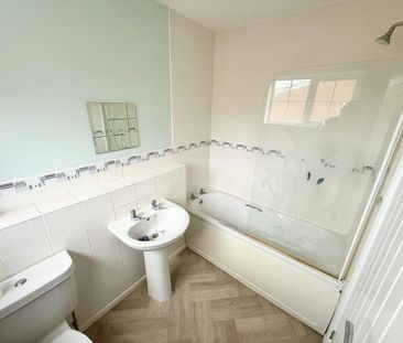 2 bedroom semi-detached house to rent - Photo 5