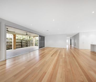 11 Velra Ave, Murrumbeena VIC 3163 - House For Rent | Domain - Photo 3