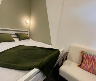 1 bedroom in a house share to rent - Photo 4
