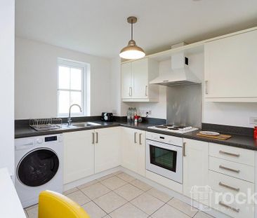 2 bedroom apartment to rent - Photo 6