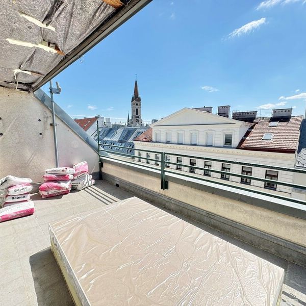 ERSTBEZUG NACH SANIERUNG | TERRASSENTRAUM | KLIMATISIERT | HELLE 4 ZIMMER | TOPLAGE NÄHE LANDSTRASSER HAUPTSTRASSE - Foto 1