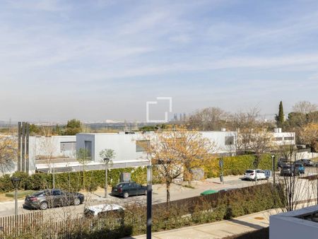 Pozuelo, Community of Madrid 28223 - Photo 2