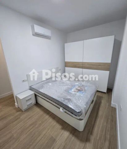 Piso en alquiler en Calle Alozaina, 4 - Photo 5