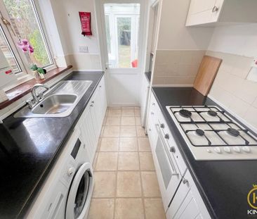 4 bedroom semi-detached house to rent - Photo 1