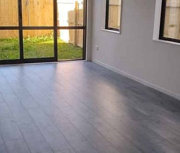 4 Bedroom 3 Bathroom House For Rent in Papakura - Photo 2