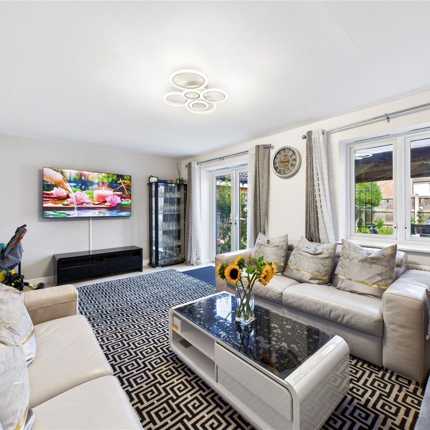 Plover Road, Stanway, Colchester, Essex, CO3 8AF - Photo 1