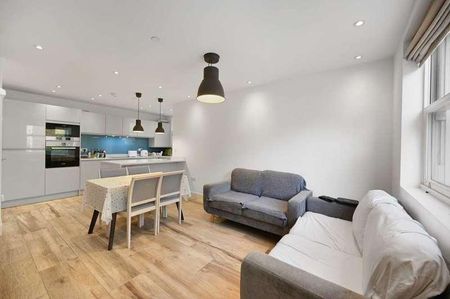 Coningham Mews, Shepherds Bush, London, W12 - Photo 2