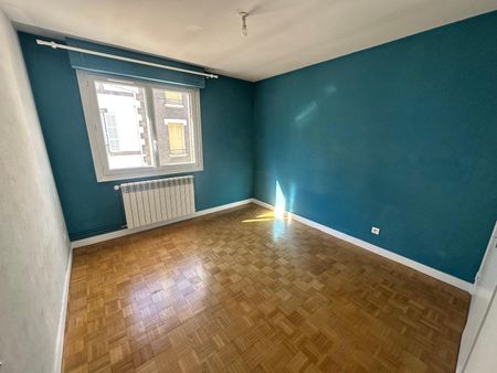 Location Appartement 3 pièces 71m² CLERMONT FERRAND 63000 - Photo 4